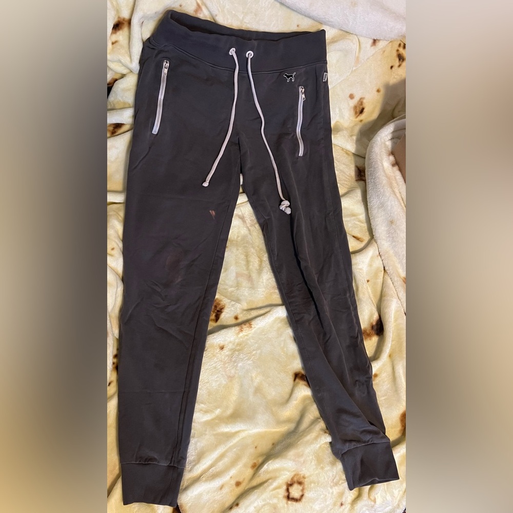 Victoria’s Secret Pink brand sweatpants sz XS in grey
